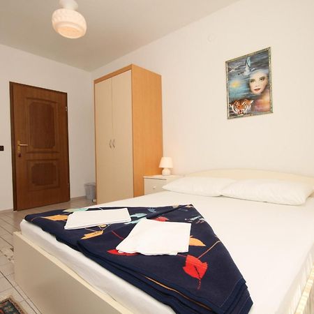 Apartments And Rooms By The Sea Starigrad, Paklenica - 6591 Zimmer foto